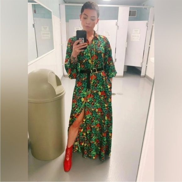 Alexis Hiroka Robe Dress - Picture 7 of 12